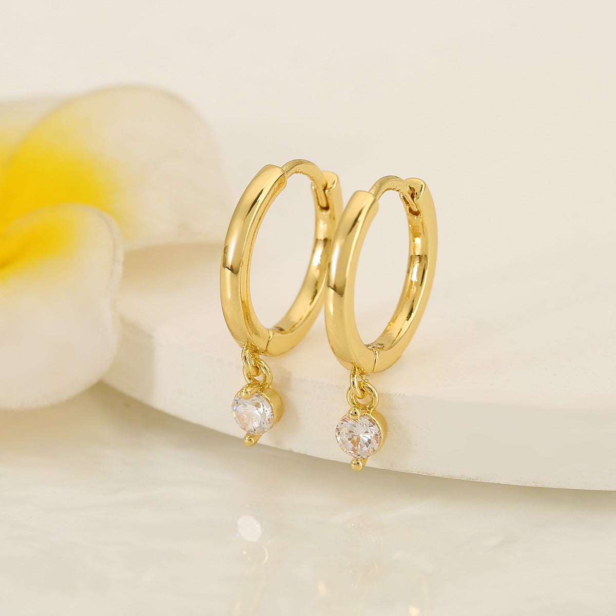 Fashionable Minimalist-style Niche-design Stud Earrings