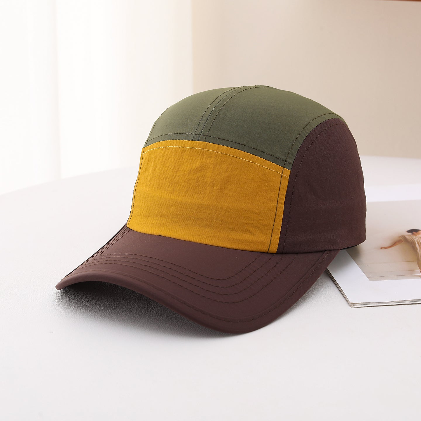 Light Board Patchwork Color-matching Water-resistant Lightweight Casual Simple Style Adjustable Baseball Cap For Travel, Tourism, Sports