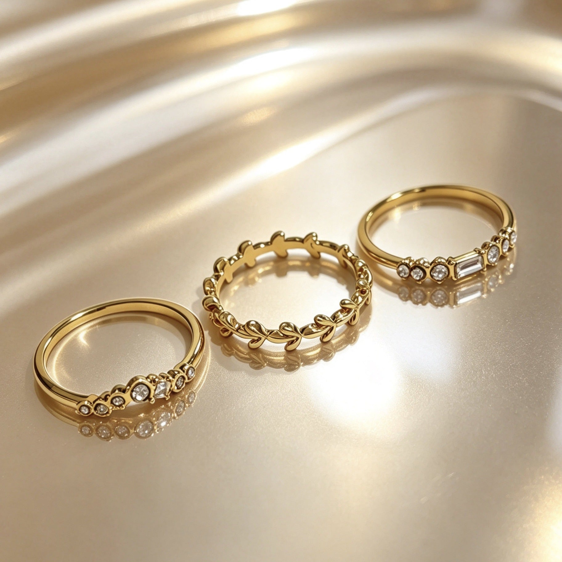 Simple Alloy Electroplated 18K Gold Three-Piece Ring Set