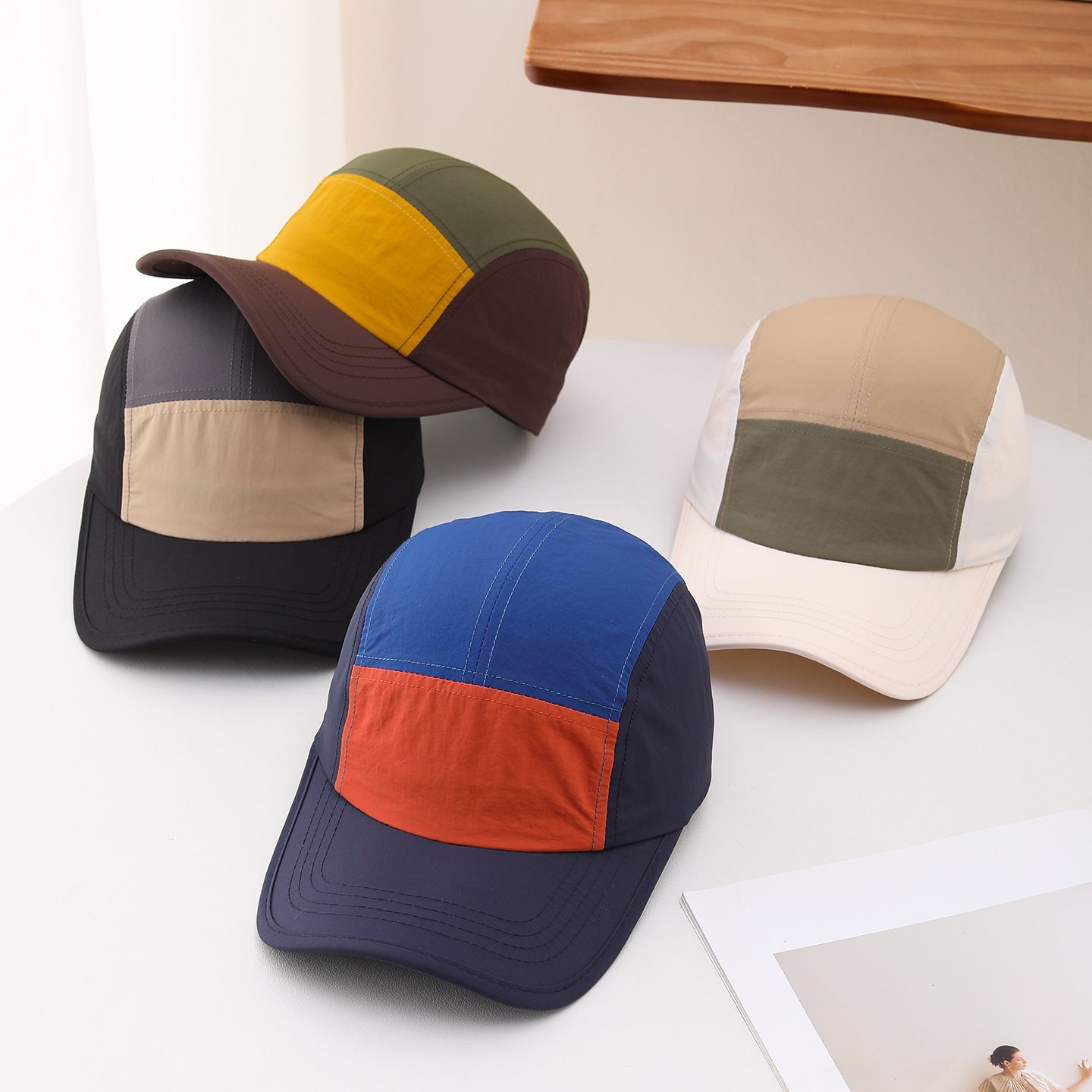 Light Board Patchwork Color-matching Water-resistant Lightweight Casual Simple Style Adjustable Baseball Cap For Travel, Tourism, Sports